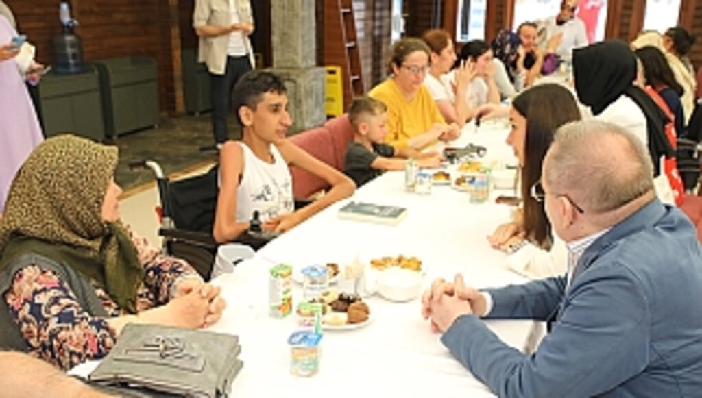 Engelli Vatandaşlarla Bir Araya Geldiler