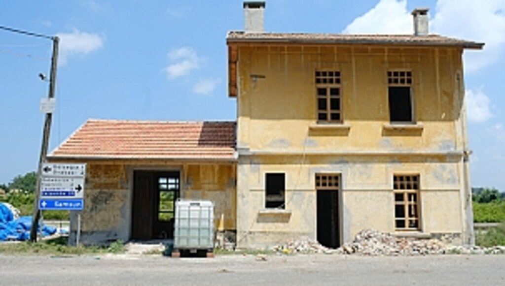 Tekkeköy'de Tarihi Yapılar Yeniden Hayat Buluyor