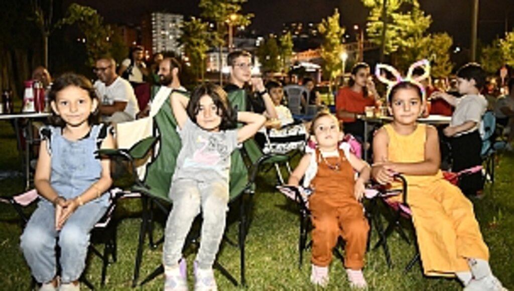 Bilim Samsun'dan çocuklara özel sinema gecesi