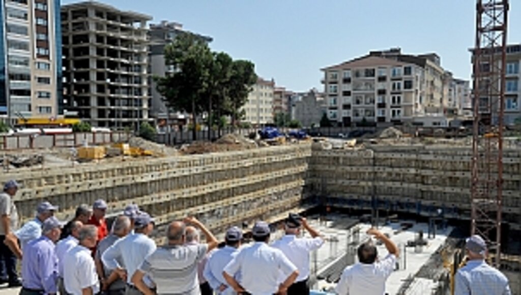 Büyükşehir'in projeleri muhtarlara tanıtılıyor