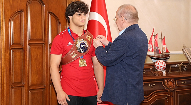 Şampiyondan Başkan Demir'e Teşekkür