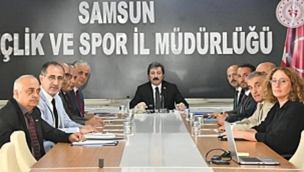 Vali Tavlı, Gençlik ve Spor İl Müdürlüğü ile Milli Eğitim Müdürlüğünü Ziyaret Etti