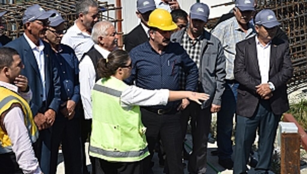 17 İlçeden 535 Muhtar Büyükşehir'in Projelerini Yerinde Gördü