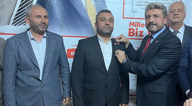 AK Parti ve MHP'li iki meclis üyesi Yeniden Refah'a geçti