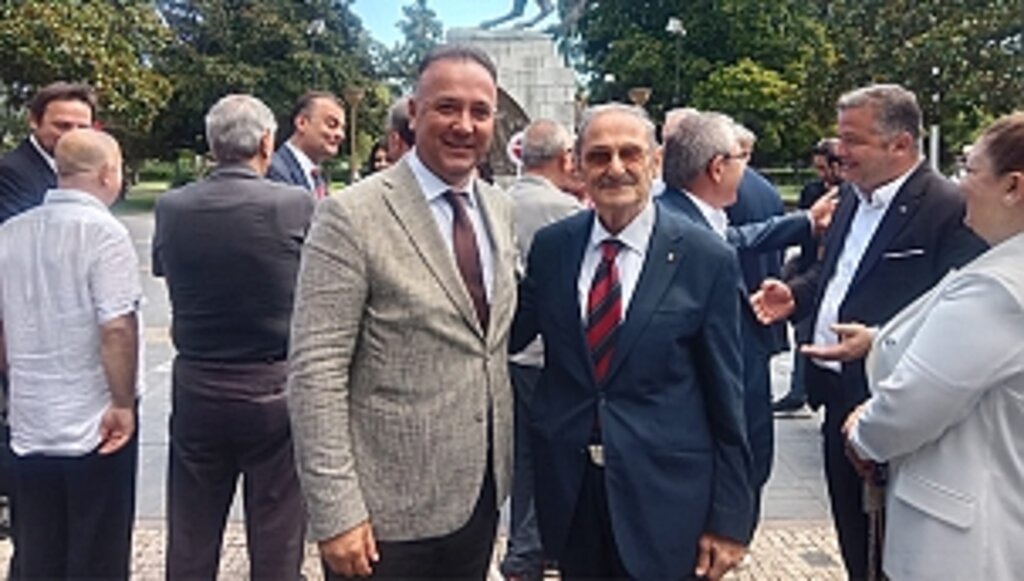 Akcagöz, CHP'nin 100. Yılını Kutladı