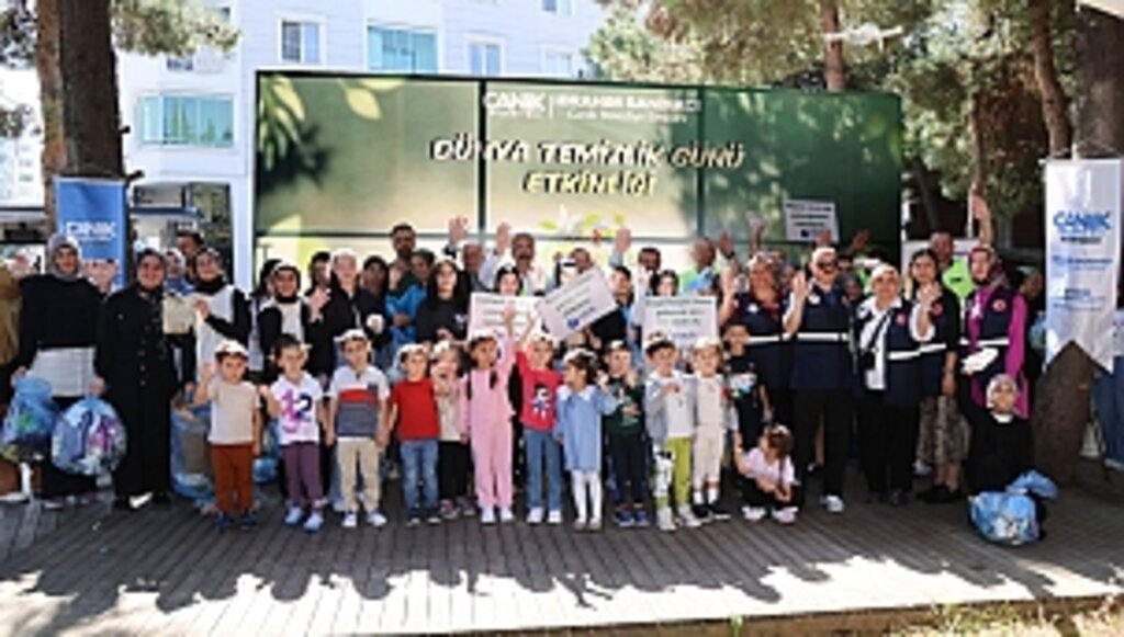 Canikli Gençler Temiz Bir Dünya İçin El Ele Verdi 