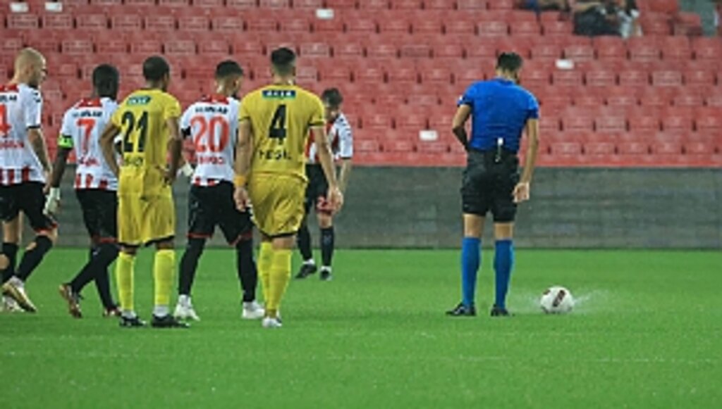 Ertelenen Maç 8 Kasımda Oynanacak