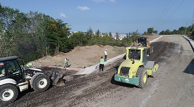 İlkadım'dan Kırsal Mahallelerde Yol Açma ve Asfaltlama 