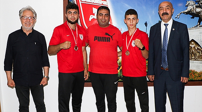 Samsunspor Kulübü'nden Başarılı Boksörlere "Altın"