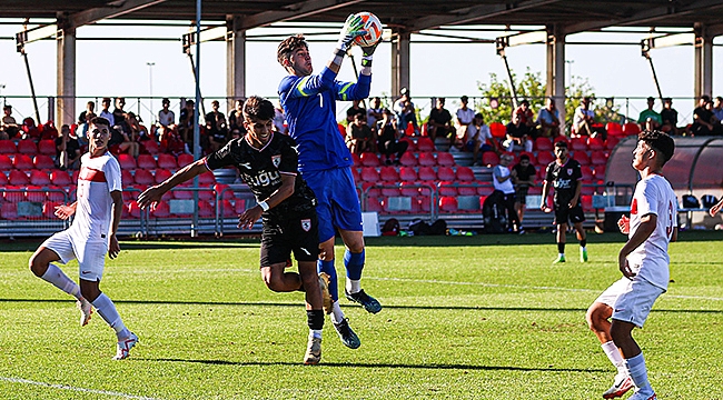 Yılport Samsunspor U19, Milli Takım İle Hazırlık Maçı Yaptı