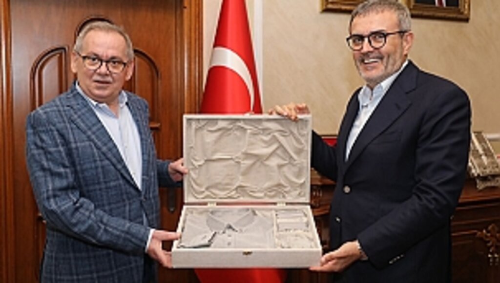 AK Parti MKYK üyesi Mahir Ünal'dan Başkan Demir'e ziyaret 