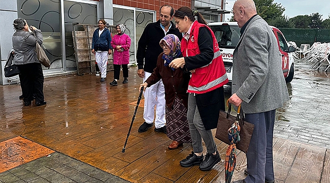 Büyükşehir'den Yaşlılara Özel Etkinlik