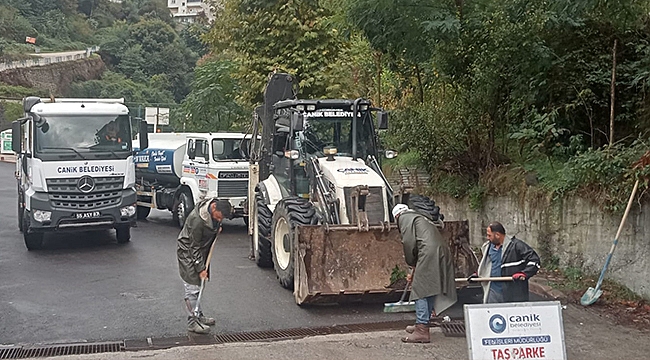 Canik'te Sağanak Yağışa Karşı Yoğun Çalışma