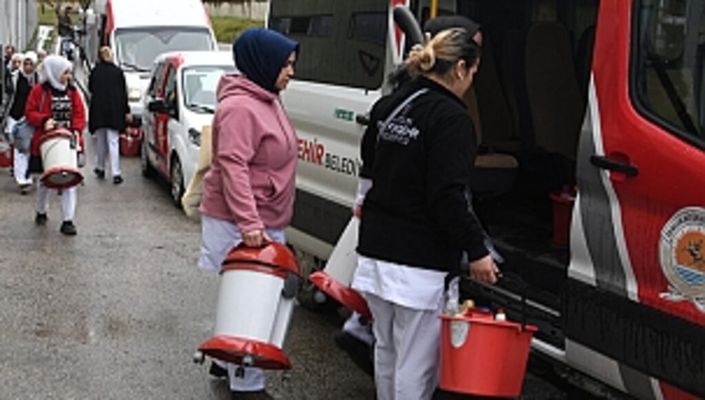 Her İhtiyaç Duydukları Anda Yanlarındayız