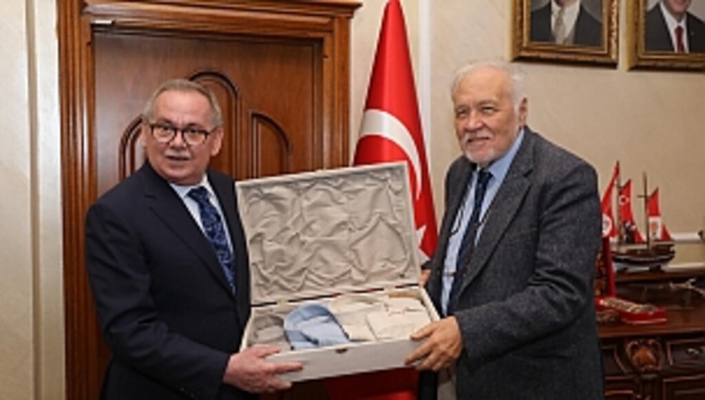 Prof. Dr. İlber Ortaylı'dan Başkan Demir'e ziyaret