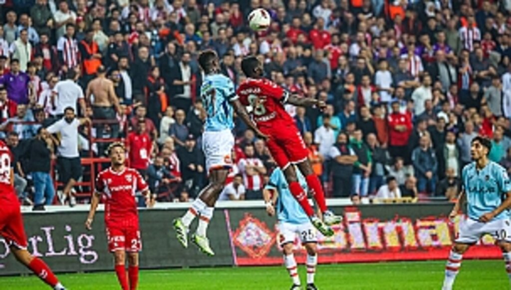 Yılport Samsunspor - Rams Başakşehir FK: 0-0