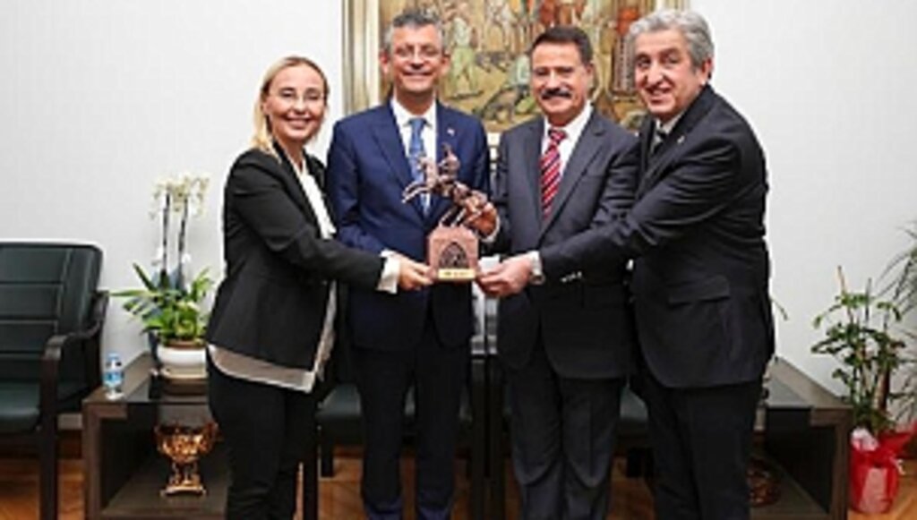 Başkan Deveci'den CHP Lideri Özel'e Ziyaret