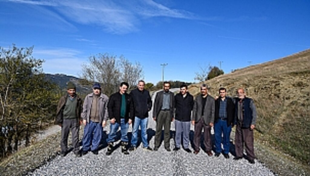 Büyükşehir'den 3 Mahallenin Ulaşım Sorununa Hızlı Çözüm