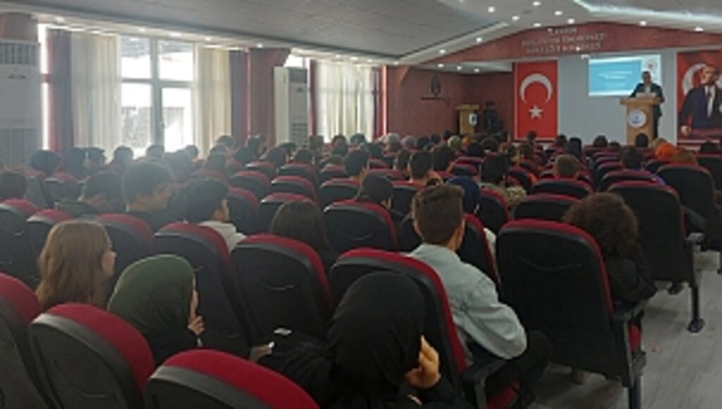 Gençlere 'Teknoloji Bağımlılığı'na Karşı Psikoeğitim