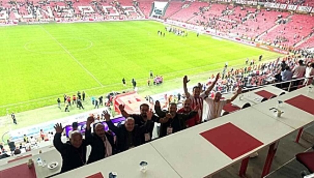 Hamburg Türk Basın Birliği, Samsunspor'a Uğurlu Geldi