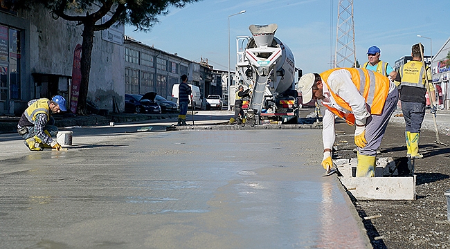 Sanayi Bölgeleri Beton Yollarla Kaplanıyor