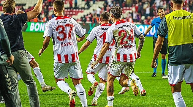 Süper Lig'deki İlk galibiyetini Aldı 2-1