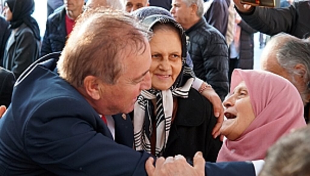 Baba Ocağında Coşkulu Karşılama