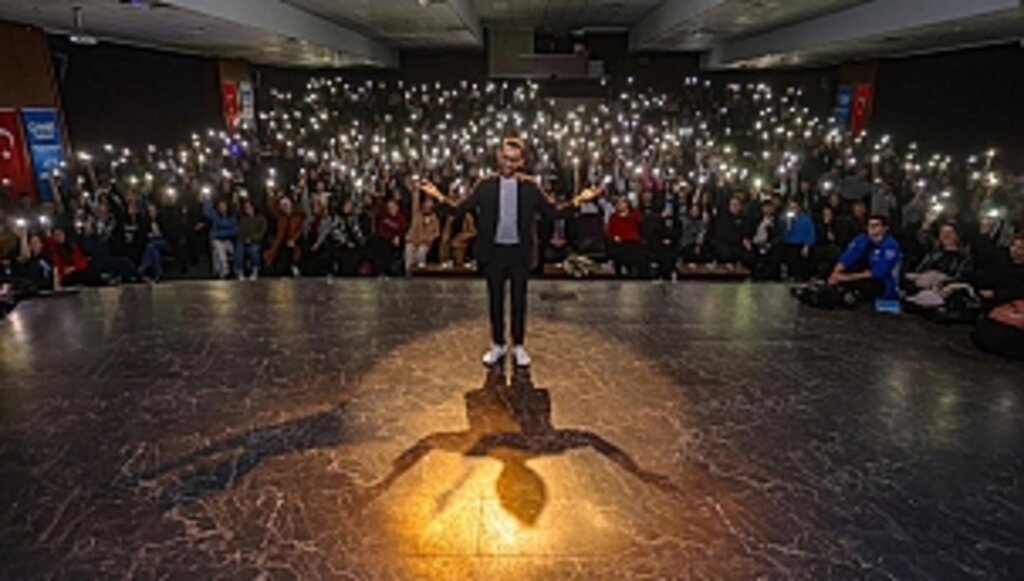 Gri Koç Canik'te Öğrencilerle Buluştu