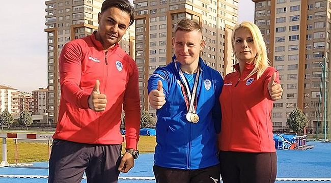 Milli Sporcu Ali Topaloğlu Rekorlara Doymuyor