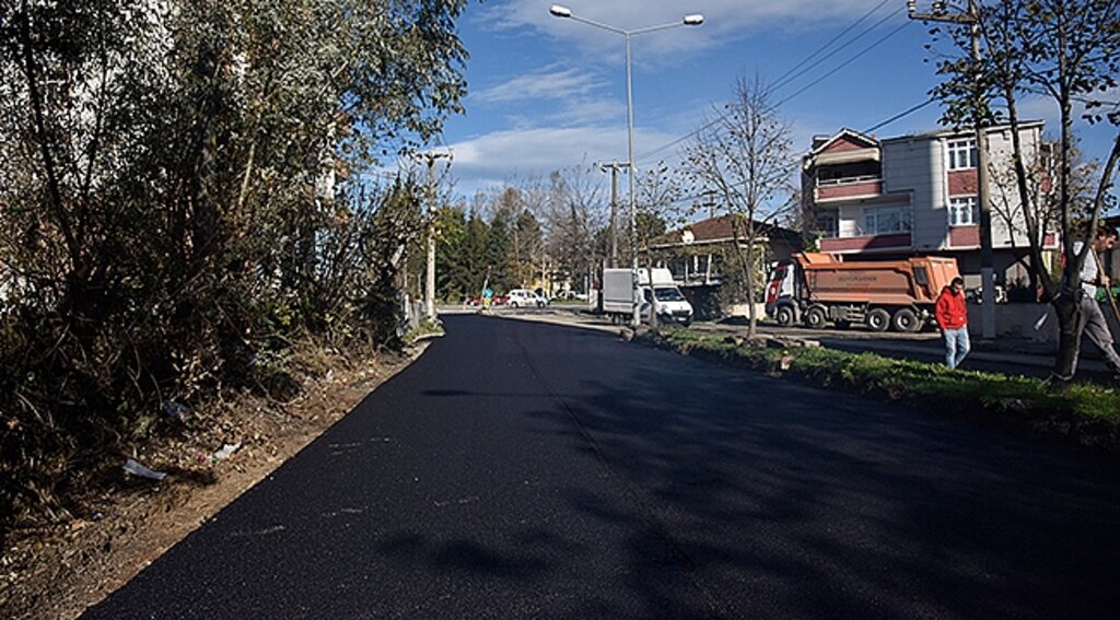 Ulaşım Altyapısı Asfalt Yollarla Güçleniyor