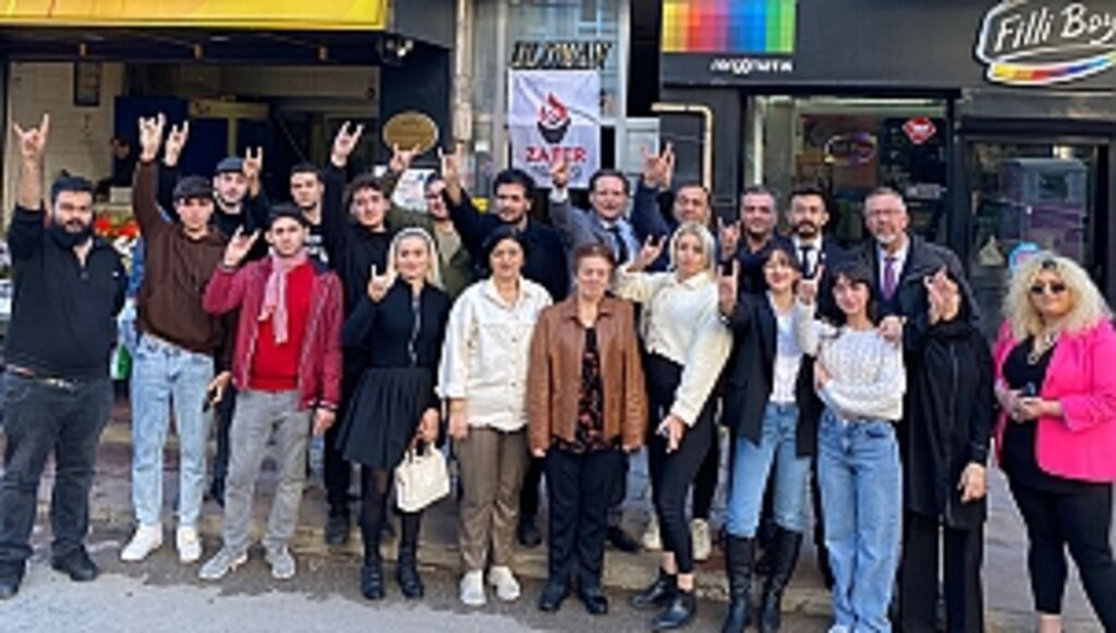 Zafer Partisi Atakum'da Burak Seyfeli İle Devam Dedi