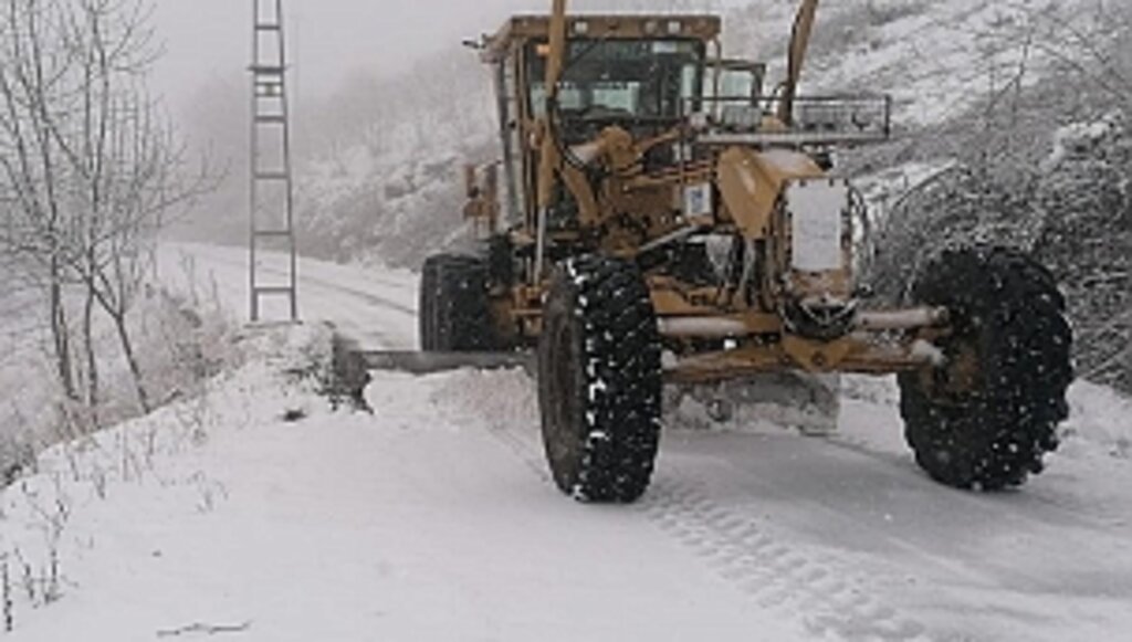 Canik'te Kar Mesaisi Hızlandı