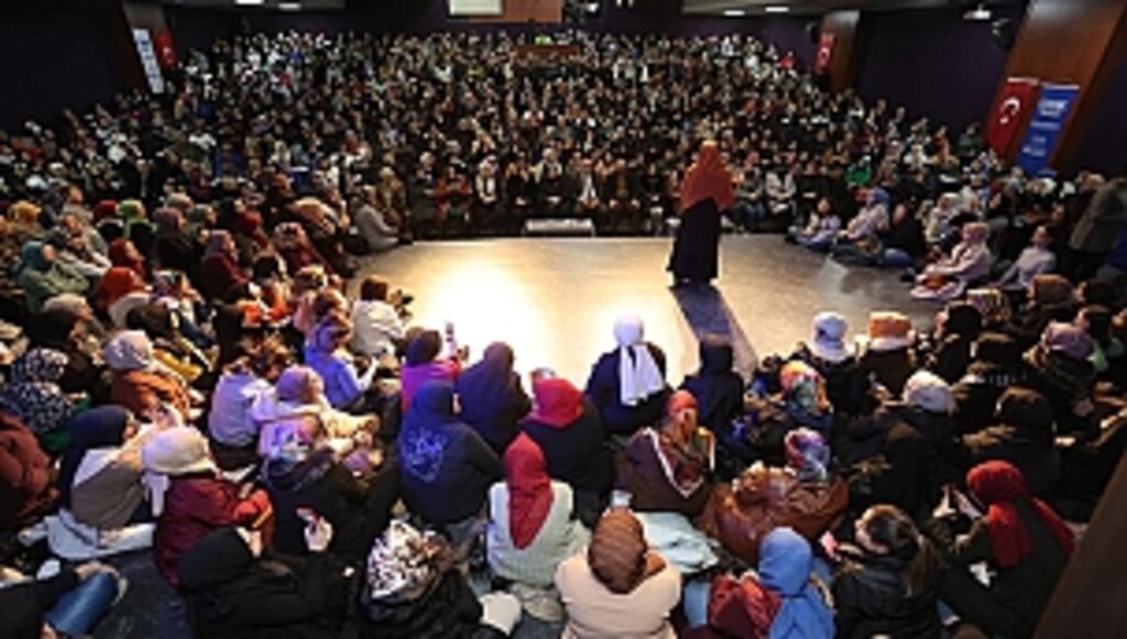 Vatandaşlardan Saliha Erdim'e Yoğun İlgi!...