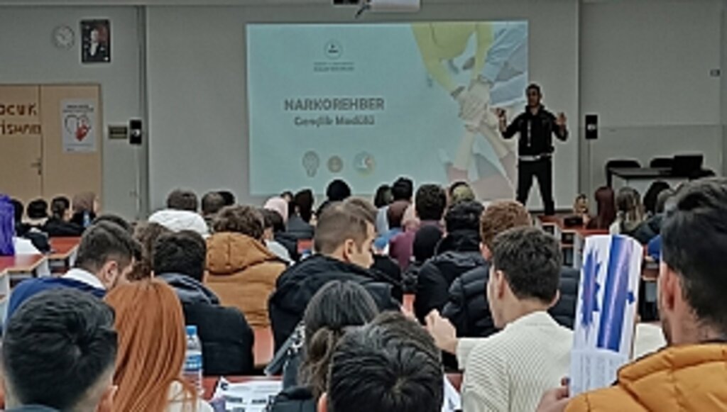 Vezirköprü MYO'da Narkogençlik Eğitimi 