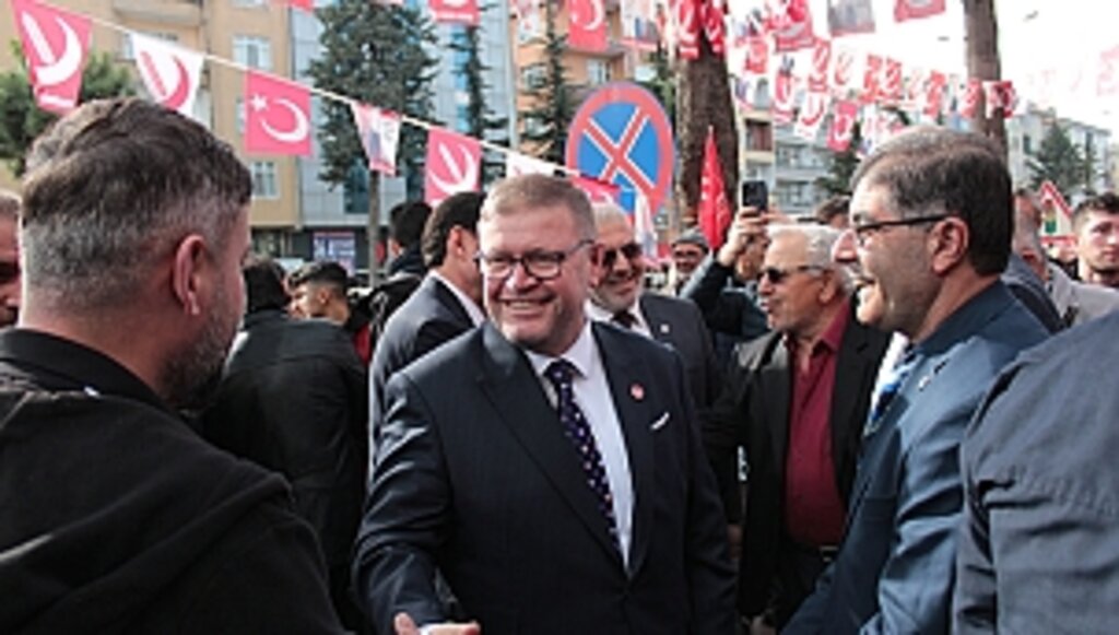 10 Bin Lirayla Gelsin Maliye Bakanı Geçinsin