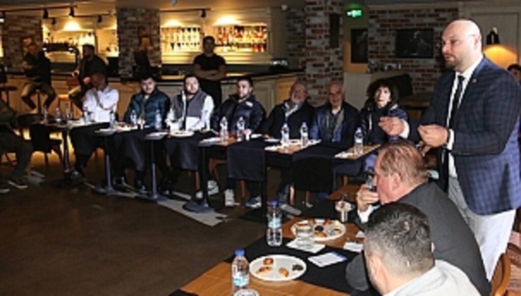 Türkel, Turizmci ve İşletmecilerle Buluştu