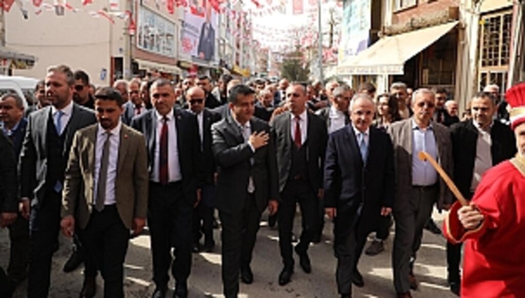 17 İlçemizi, 1251 Mahallemizi Hayatımızın Merkezine Aldık