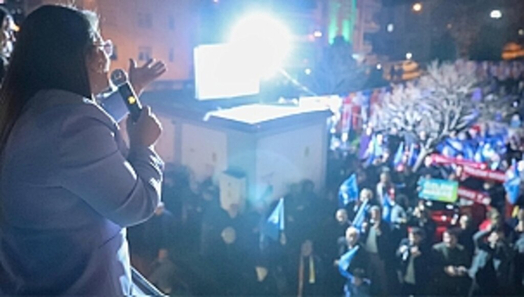 Atakum'u İşi Bilenler Yönetsin, Ak Kadrolar Yönetsin