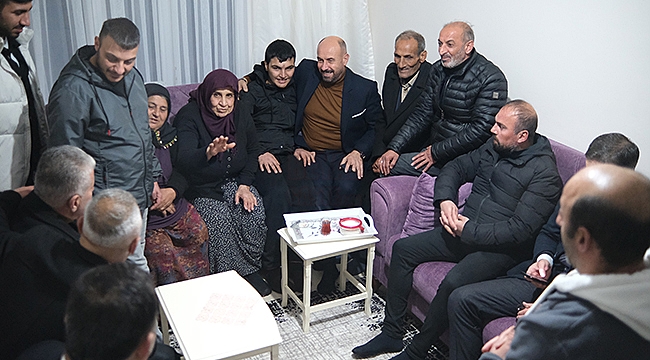 Başkan Togar Evi Yanan Aileye El Uzattı