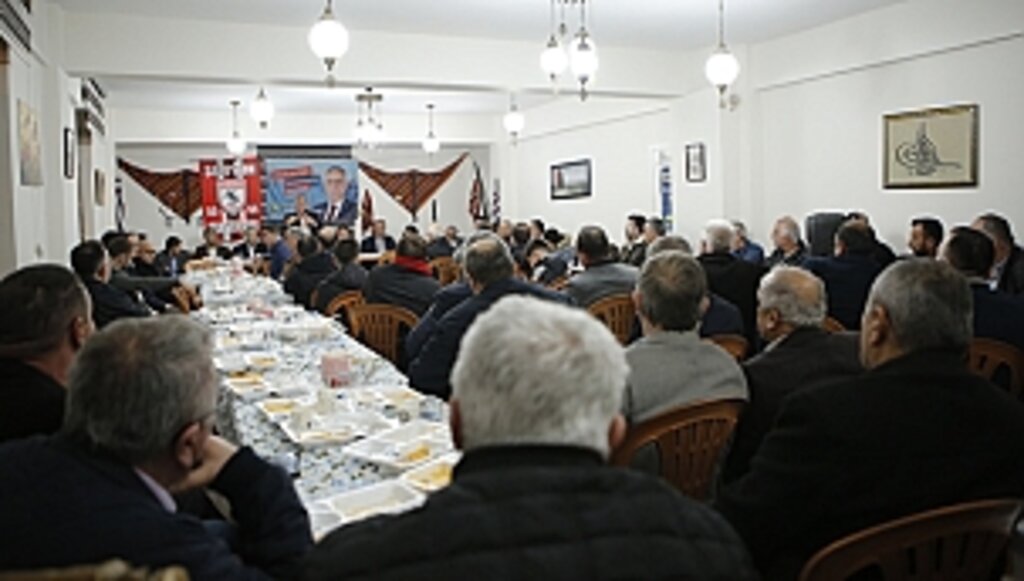 Bektaş'tan Ak Parti Adayına Hastane Eleştirisi