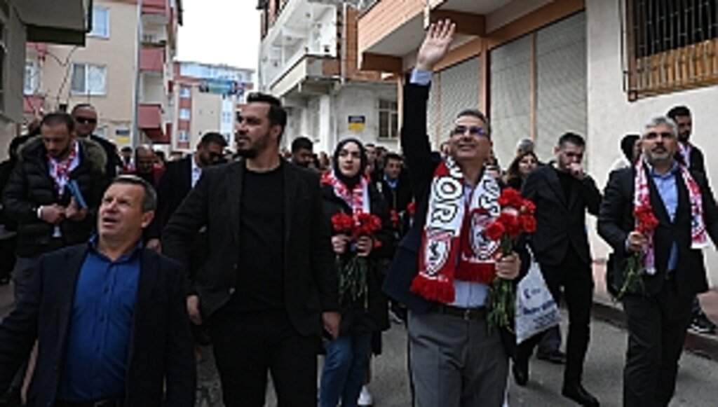 İlkadım Hem Kalbim, Hem Dünyaya Baktığım Penceremdir