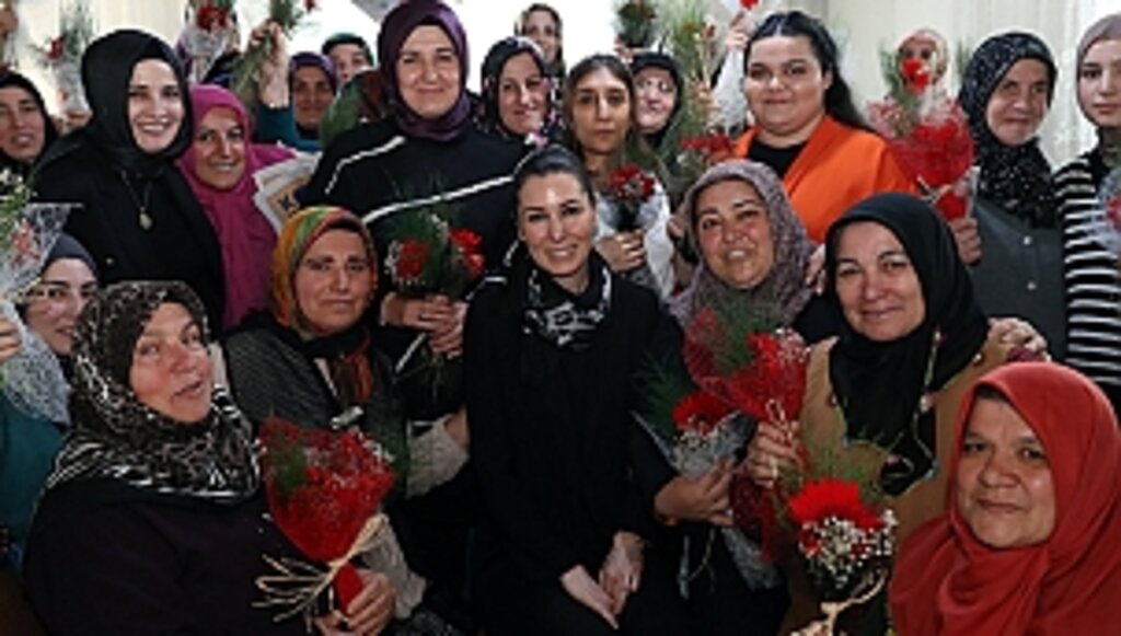 Karaaslan'dan "8 Mart Dünya Kadınlar Günü" Mesajı