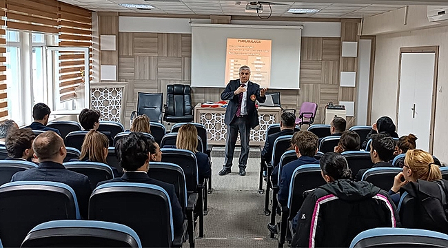 Karate Aday Hakem Kursu Düzenlendi