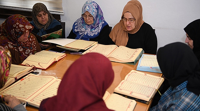 Kuran-I Kerim Kursları Ramazan Ayı'nın Manevi İkliminde Sürüyor 