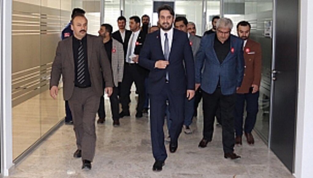 Muhammed Okutan'dan Devir Teslim Provası