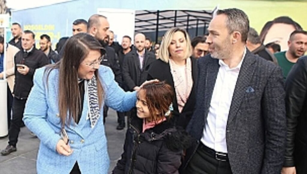 Özlem Maraş'tan Büyük Atakum Buluşması ve İftar Daveti