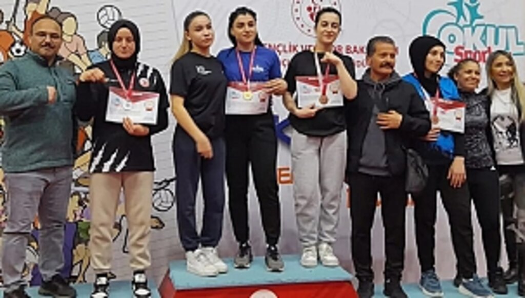 Samsunlu Bilek Güreşi Sporcularından Büyük Başarı