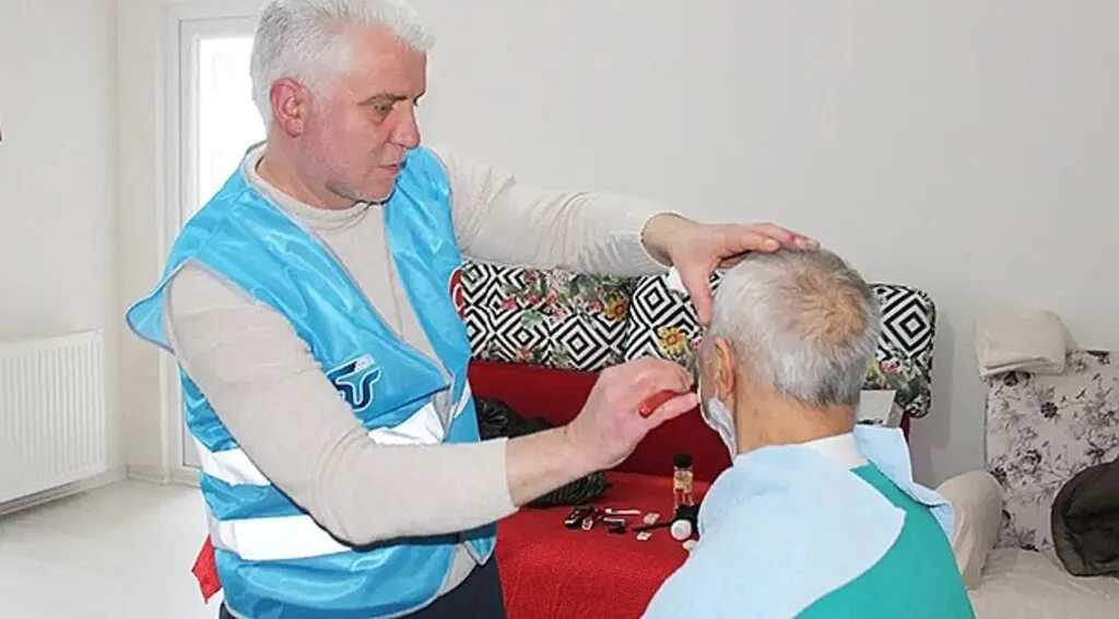 Tekkeköy Belediyesi’nden Evde Kuaför Hizmeti 