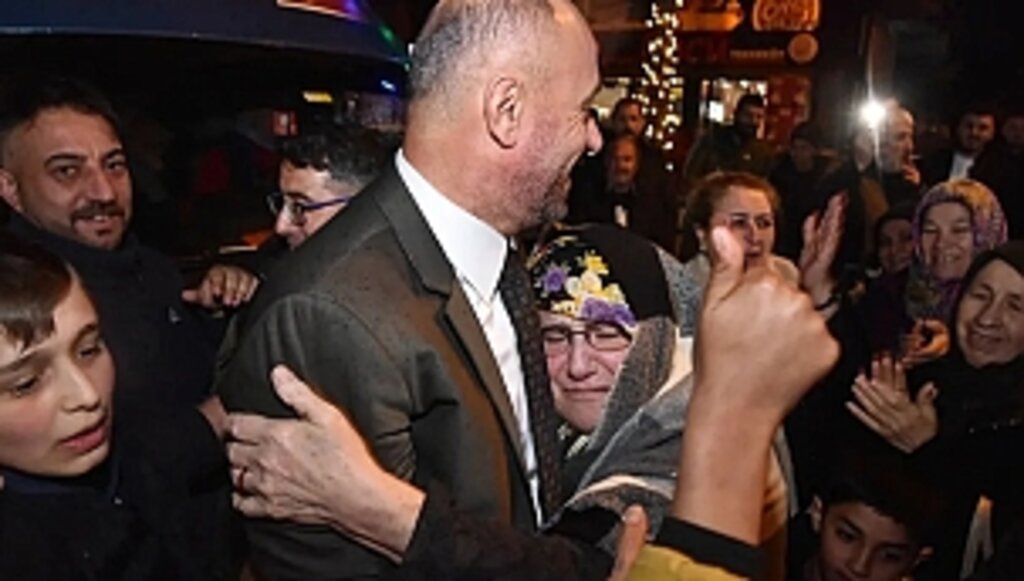 Türkiye'nin Okuyacağı Bir Sevda Hikâyesi Yazıyorsunuz