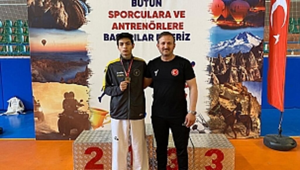 Bora Özdemir Nevşehir'de 1. Oldu